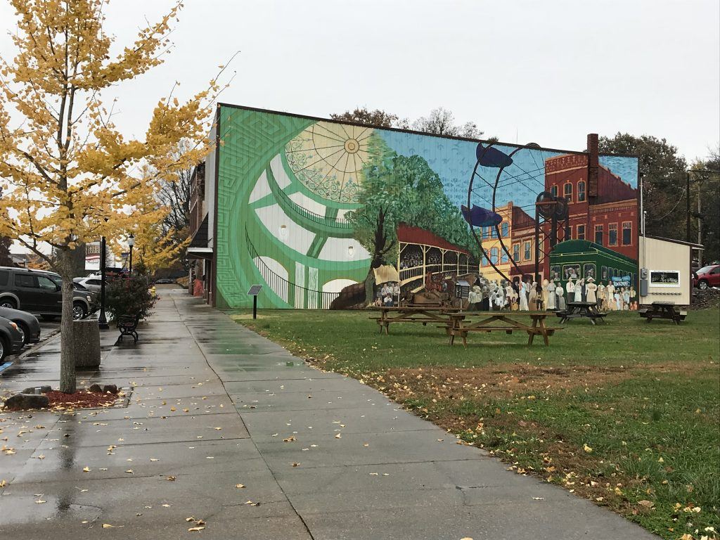 Rockport revitalizing downtown with art Aim