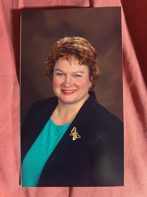 Lori Elmore returns to municipal roots to lead Greenfield, ILMCT